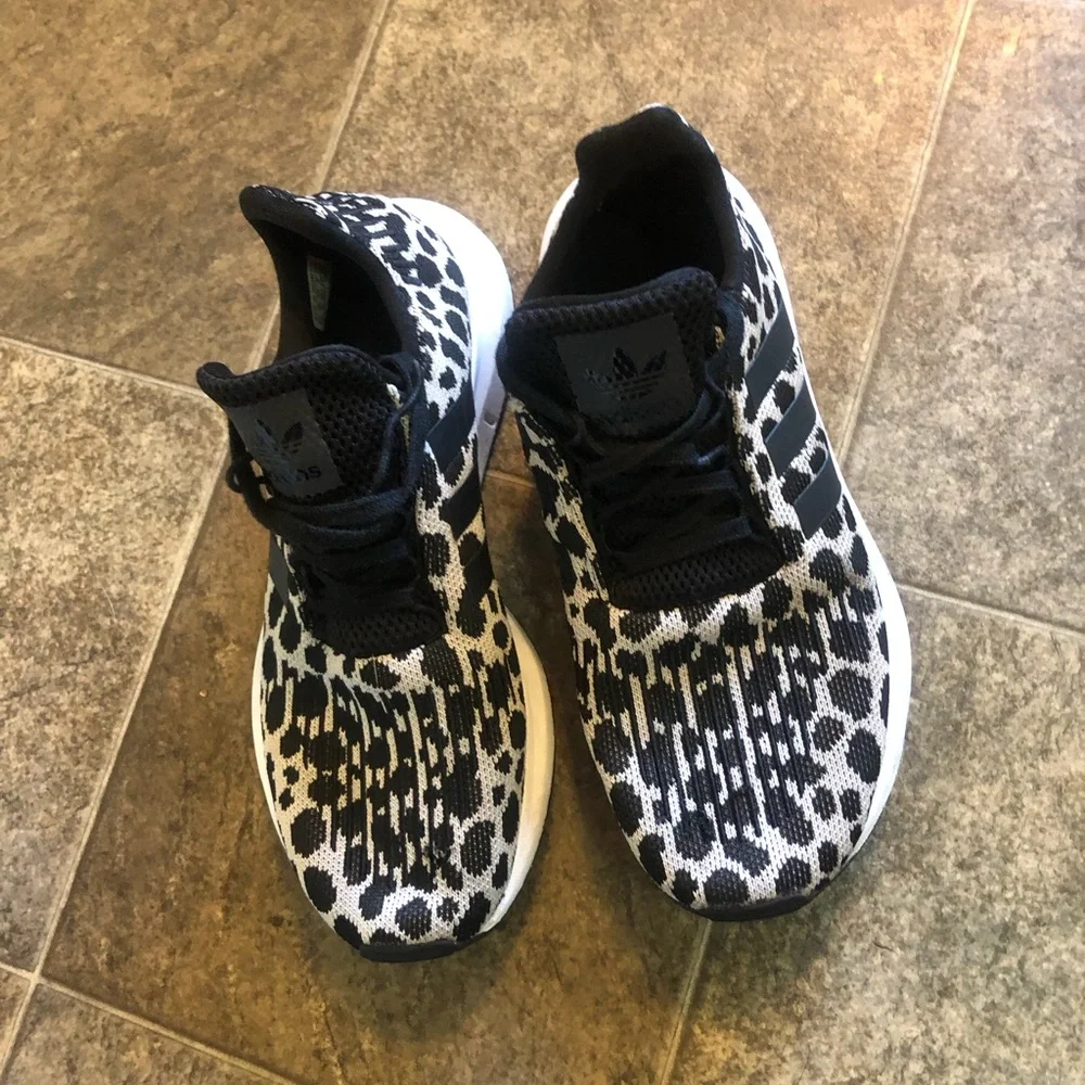 ADIDAS Originals Women's Swift Run Shoes